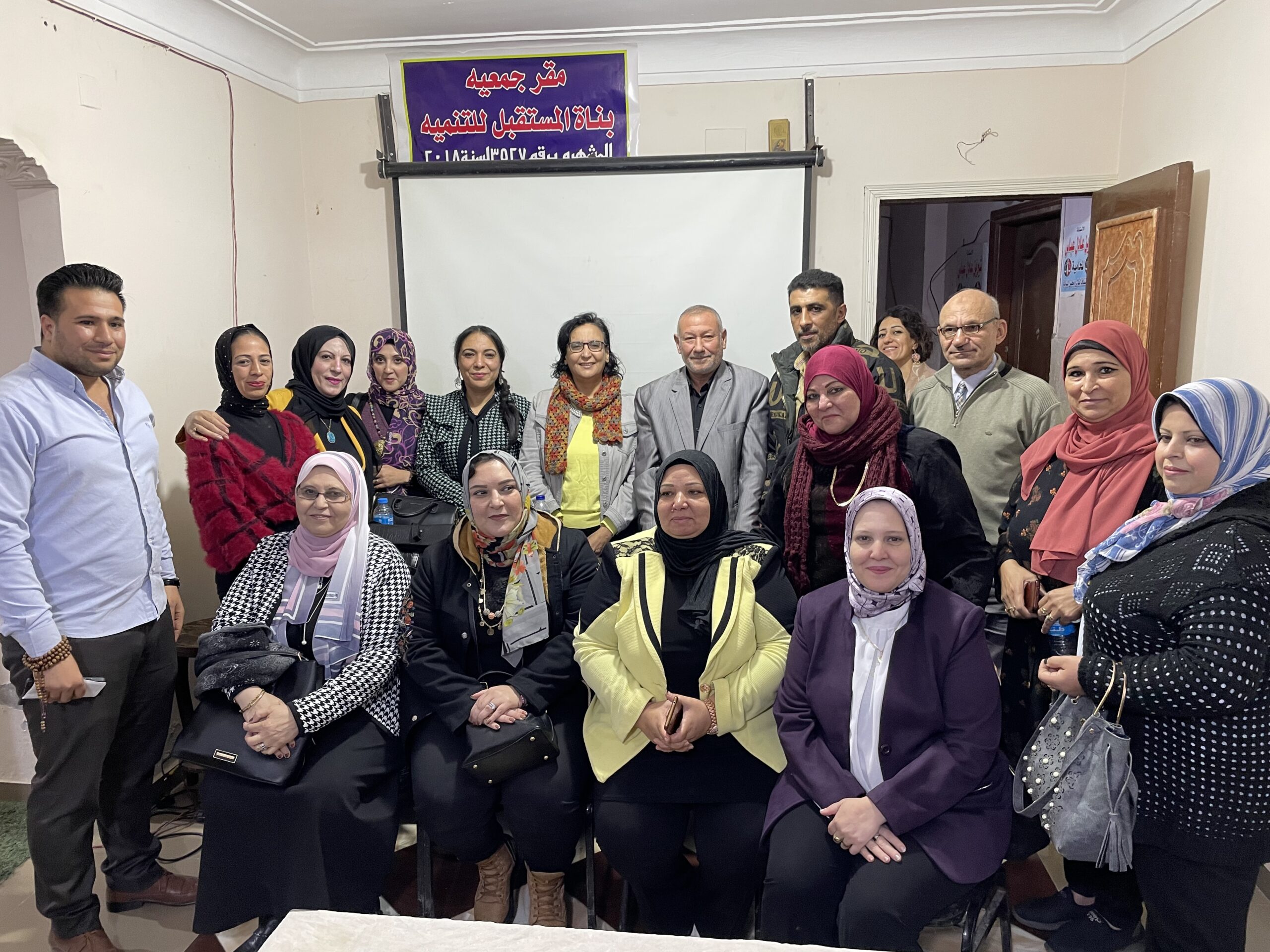 مائدة مستديرة حول أهمية إصدار قانون موحد للعنف ضد النساء