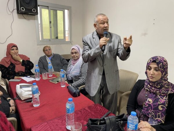 مساندة المرأة في دورها والاعتراف بمجهودها في ندوة عن العنف ضد المرأة